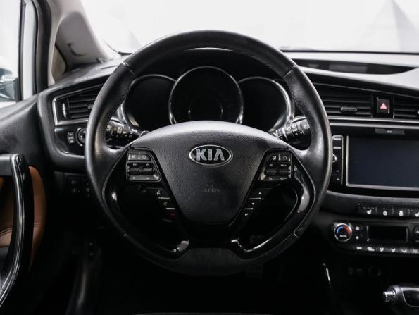 Kia Ceed II Рестайлинг с пробегом 2018 года, цена 1 366 000 рублей, 130050 км, универсал, Автокод Объявления