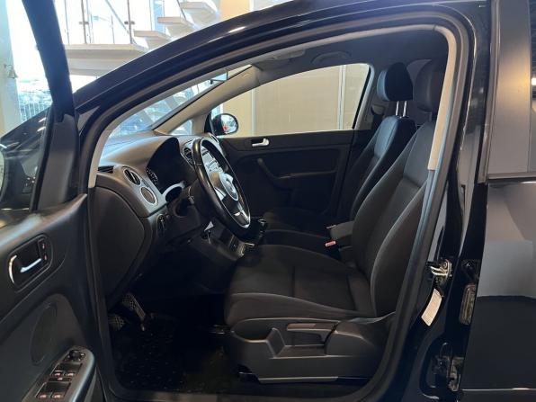 Volkswagen Golf Plus II с пробегом 2010 года, цена 665 000 рублей, 140065 км, хэтчбек, Автокод Объявления