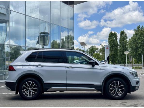 Volkswagen Tiguan II с пробегом 2018 года, цена 2 537 000 рублей, 130239 км, внедорожник, Автокод Объявления