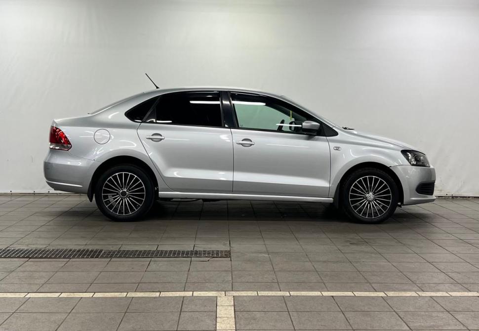 Volkswagen Polo V Санкт-Петербург  - изображение 4