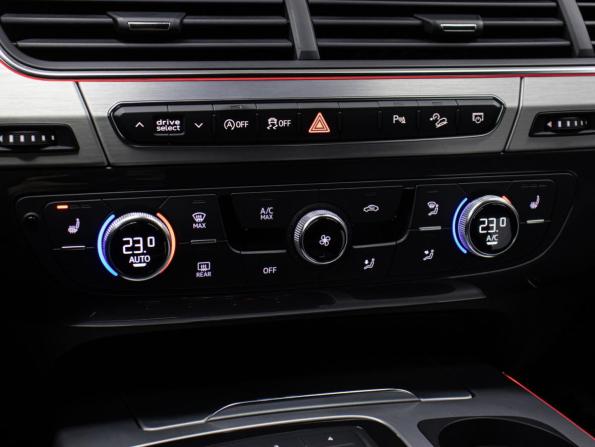 Audi Q7 II (4M) с пробегом 2018 года, цена 4 498 000 рублей, 106614 км, внедорожник, Автокод Объявления