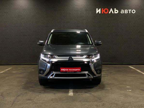 Mitsubishi Outlander III Рестайлинг 3 с пробегом 2019 года, цена 2 635 000 рублей, 57973 км, внедорожник, Автокод Объявления