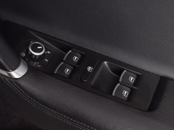 Volkswagen Passat B7 с пробегом 2014 года, цена 1 325 995 рублей, 70597 км, универсал, Автокод Объявления