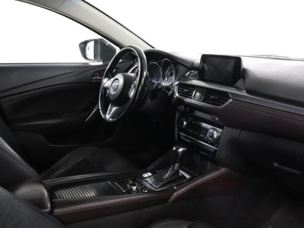 Mazda 6 III (GJ) Рестайлинг с пробегом 2015 года, цена 1 549 900 рублей, 196772 км, седан, Автокод Объявления