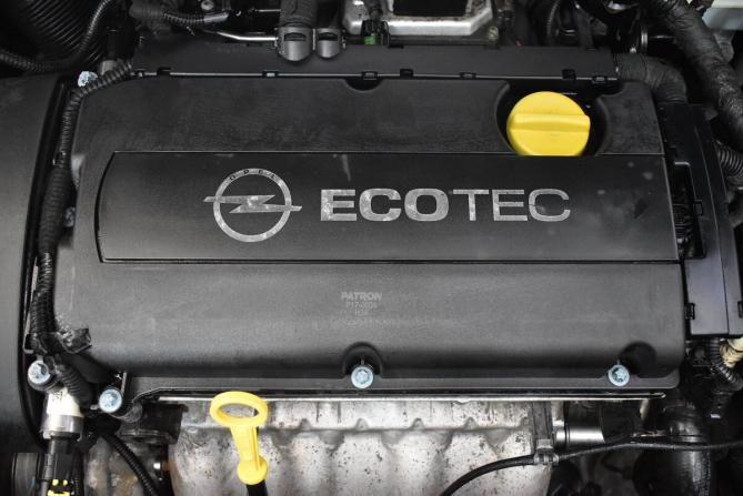 Opel Astra H Рестайлинг с пробегом 2009 года, цена 400 000 рублей, 175776 км, хэтчбек, Автокод Объявления