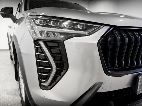 Haval Jolion I Рестайлинг с пробегом 2024 года, цена 1 990 000 рублей, 45802 км, внедорожник, Автокод Объявления