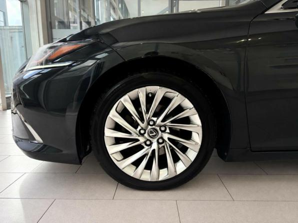 Lexus ES VII с пробегом 2020 года, цена 3 999 000 рублей, 137769 км, седан, Автокод Объявления