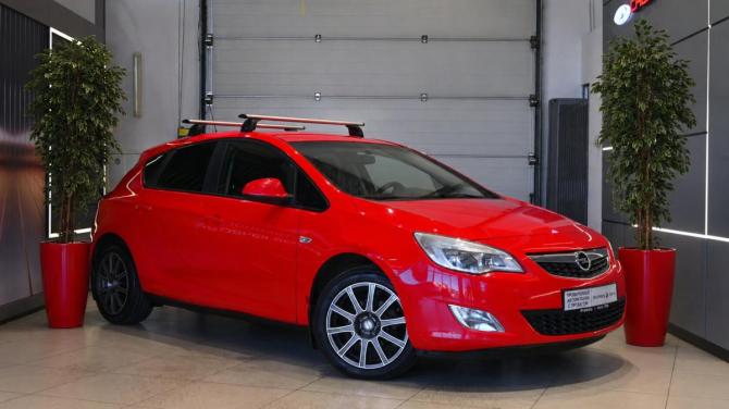 Opel Astra J с пробегом 2012 года, цена 580 000 рублей, 222138 км, хэтчбек, Автокод Объявления