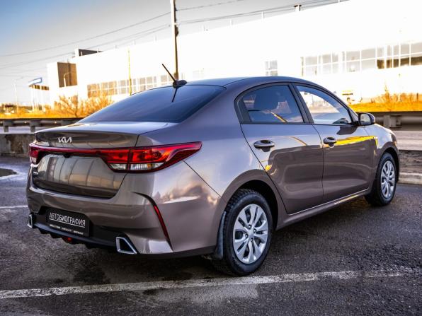 Kia Rio IV Рестайлинг с пробегом 2022 года, цена 1 733 000 рублей, 58041 км, седан, Автокод Объявления