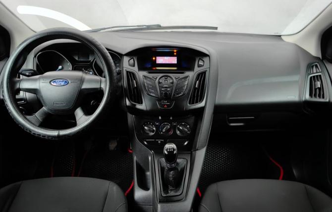 Ford Focus III с пробегом 2012 года, цена 599 000 рублей, 205181 км, хэтчбек, Автокод Объявления