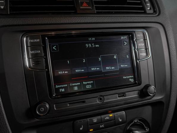 Volkswagen Jetta VI Рестайлинг с пробегом 2015 года, цена 1 199 000 рублей, 89216 км, седан, Автокод Объявления
