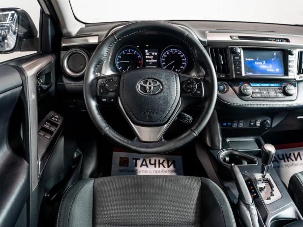 Toyota RAV4 IV (XA40) Рестайлинг с пробегом 2018 года, цена 2 380 000 рублей, 43700 км, внедорожник, Автокод Объявления