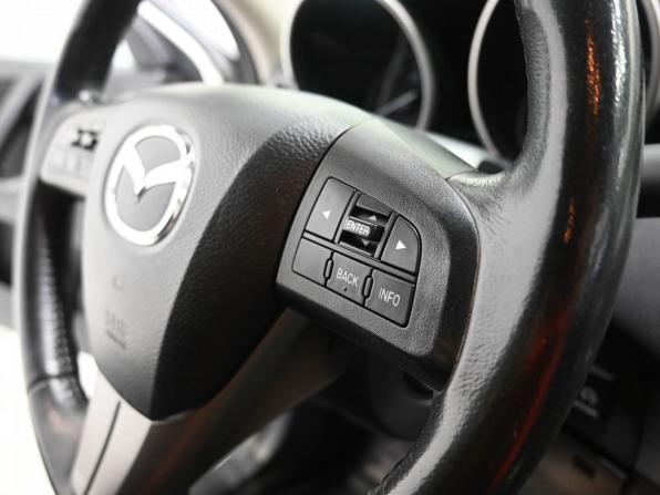Mazda 3 II (BL) Рестайлинг с пробегом 2012 года, цена 989 900 рублей, 165000 км, седан, Автокод Объявления