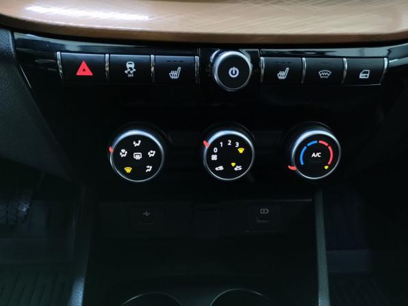 Lada (ВАЗ) Vesta I Рестайлинг (NG) с пробегом 2025 года, цена 1 550 000 рублей, 16778 км, седан, Автокод Объявления