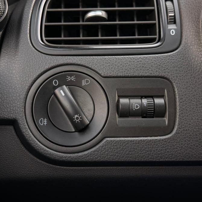 Volkswagen Polo V Рестайлинг Нижнекамск  - изображение 21