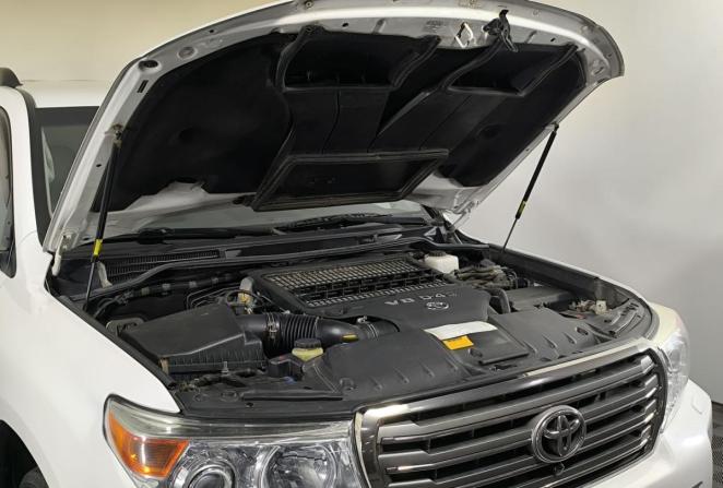 Toyota Land Cruiser 200 Series Рестайлинг 1 с пробегом 2013 года, цена 3 450 000 рублей, 295592 км, внедорожник, Автокод Объявления