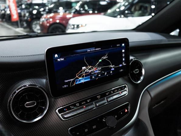 Mercedes-Benz V-Класс III (W447) Рестайлинг с пробегом 2022 года, цена 7 700 000 рублей, 88128 км, минивэн, Автокод Объявления