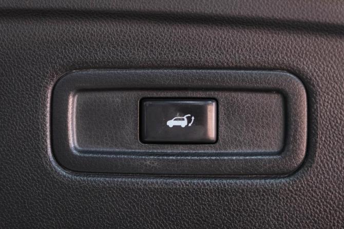 Infiniti QX70 с пробегом 2016 года, цена 1 669 000 рублей, 183735 км, внедорожник, Автокод Объявления