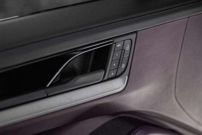 Новый Porsche Cayenne III Рестайлинг 2025 года, цена 19 358 700 рублей, внедорожник, Автокод Объявления