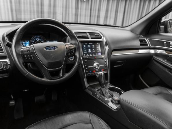 Ford Explorer V Рестайлинг 2 с пробегом 2019 года, цена 3 200 000 рублей, 137573 км, внедорожник, Автокод Объявления