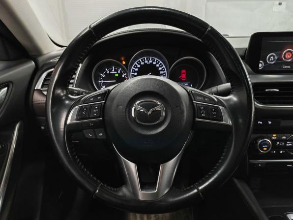 Mazda 6 III (GJ) Рестайлинг с пробегом 2015 года, цена 1 620 000 рублей, 252407 км, седан, Автокод Объявления