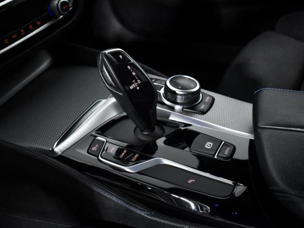 BMW 5 серии VII (G30/G31/G38) с пробегом 2018 года, цена 3 113 150 рублей, 166500 км, седан, Автокод Объявления
