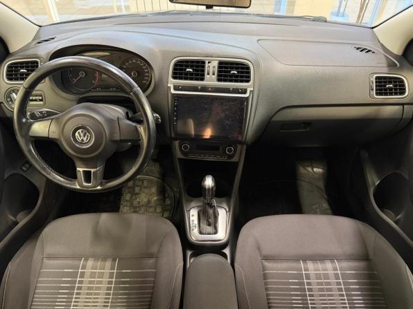 Volkswagen Polo V с пробегом 2015 года, цена 925 000 рублей, 174295 км, седан, Автокод Объявления