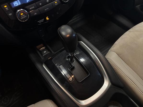 Nissan Qashqai II с пробегом 2016 года, цена 1 329 000 рублей, 182000 км, внедорожник, Автокод Объявления