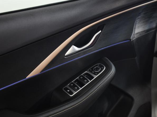 Omoda C5 I с пробегом 2023 года, цена 1 674 999 рублей, 53697 км, внедорожник, Автокод Объявления