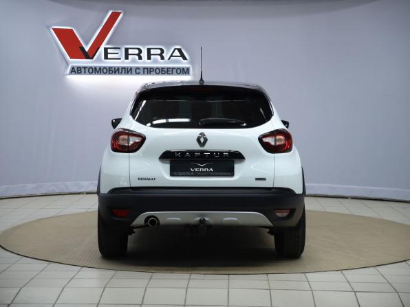 Renault Kaptur I с пробегом 2017 года, цена 990 000 рублей, 319694 км, внедорожник, Автокод Объявления