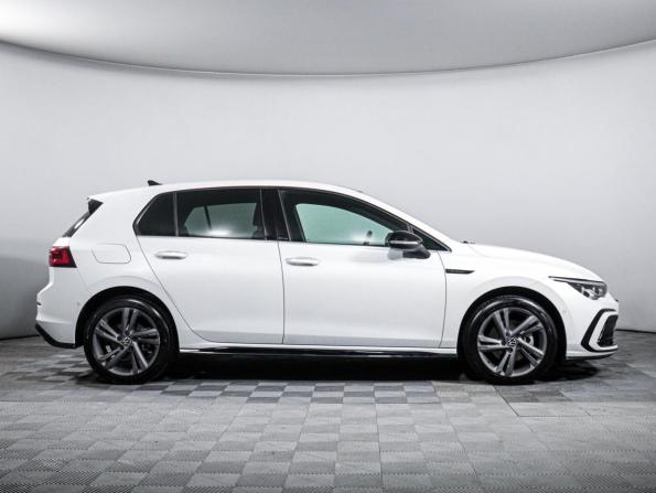 Volkswagen Golf VIII с пробегом 2021 года, цена 2 600 000 рублей, 92546 км, хэтчбек, Автокод Объявления