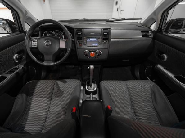 Nissan Tiida I Рестайлинг с пробегом 2011 года, цена 800 000 рублей, 278998 км, хэтчбек, Автокод Объявления