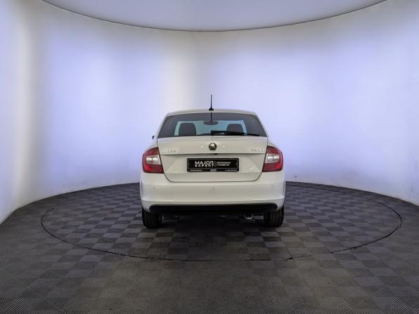 Skoda Rapid I Рестайлинг с пробегом 2019 года, цена 1 375 000 рублей, 96210 км, лифтбек, Автокод Объявления