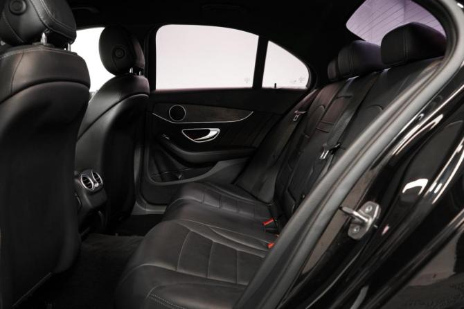 Mercedes-Benz C-Класс IV (W205) Рестайлинг с пробегом 2019 года, цена 3 200 000 рублей, 82900 км, седан, Автокод Объявления