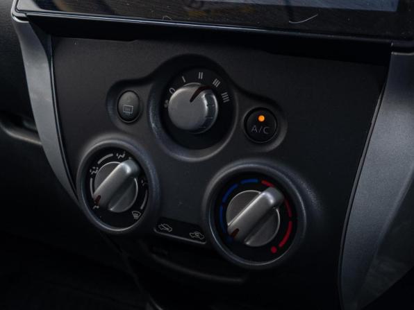 Nissan Note II Рестайлинг с пробегом 2019 года, цена 995 000 рублей, 108156 км, хэтчбек, Автокод Объявления