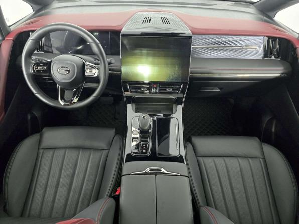 GAC M8 с пробегом 2024 года, цена 4 200 000 рублей, 49899 км, минивэн, Автокод Объявления