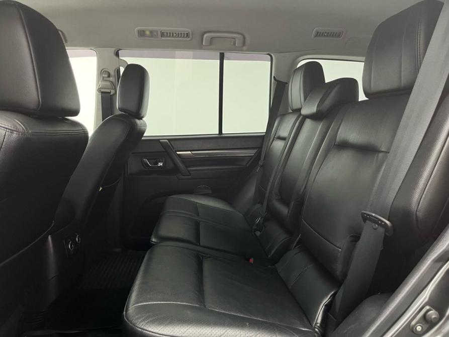 Mitsubishi Pajero IV Рестайлинг 1 Мурманск  - изображение 15