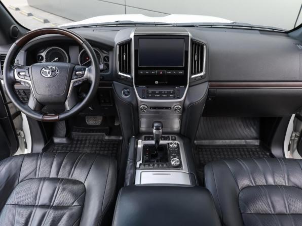 Toyota Land Cruiser 200 Series Рестайлинг 2 с пробегом 2020 года, цена 8 898 000 рублей, 68580 км, внедорожник, Автокод Объявления