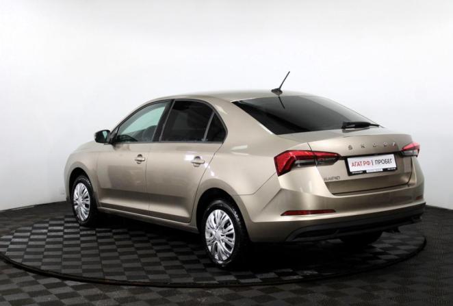 Skoda Rapid II с пробегом 2022 года, цена 1 690 000 рублей, 46344 км, лифтбек, Автокод Объявления