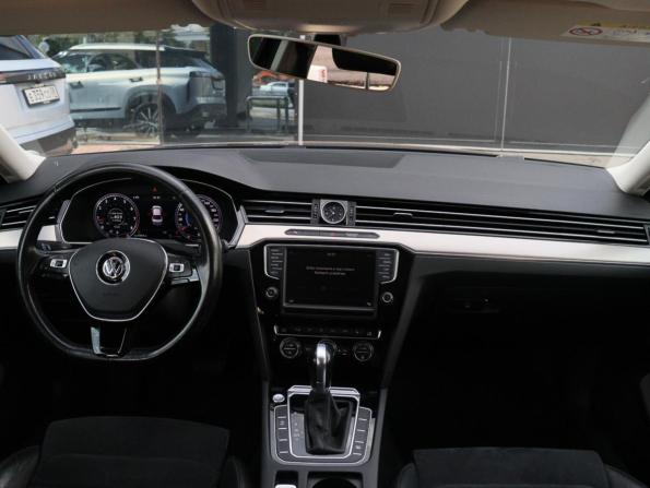 Volkswagen Passat B8 с пробегом 2015 года, цена 1 599 000 рублей, 174617 км, седан, Автокод Объявления