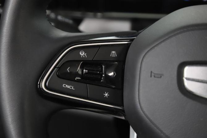 Geely Atlas II с пробегом 2024 года, цена 2 849 000 рублей, 18300 км, внедорожник, Автокод Объявления