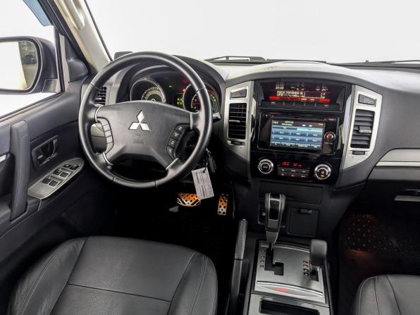 Mitsubishi Pajero IV Рестайлинг 2 с пробегом 2014 года, цена 2 240 000 рублей, 150492 км, внедорожник, Автокод Объявления