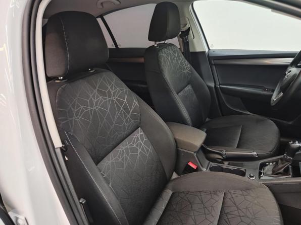 Skoda Octavia III (A7) Рестайлинг с пробегом 2018 года, цена 1 800 000 рублей, 101846 км, лифтбек, Автокод Объявления