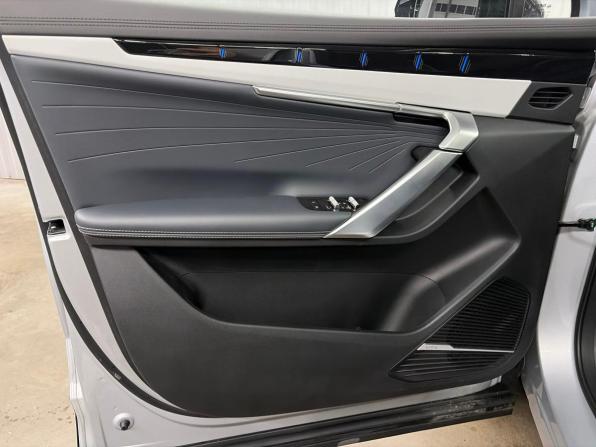 Geely Atlas II с пробегом 2024 года, цена 2 827 000 рублей, 20000 км, внедорожник, Автокод Объявления