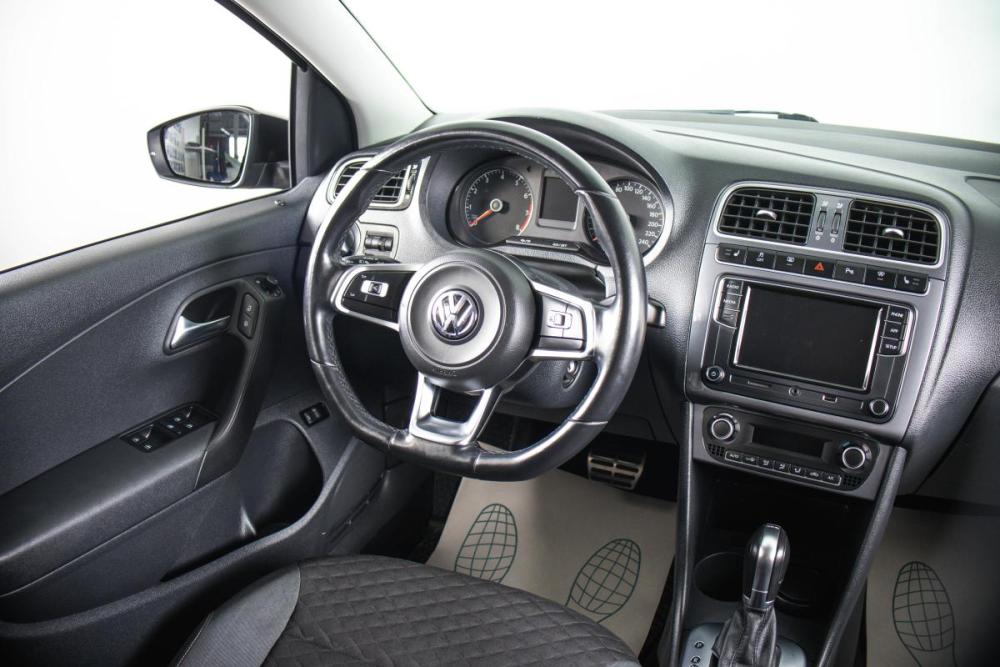 Volkswagen Polo V Рестайлинг Пермь  - изображение 12
