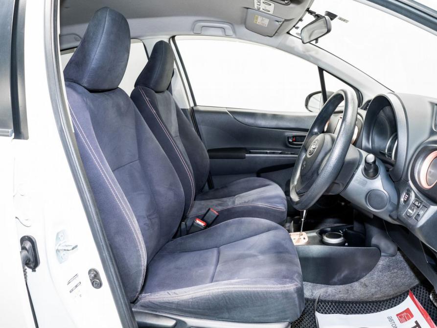 Toyota Vitz III (XP130) Чита  - изображение 6