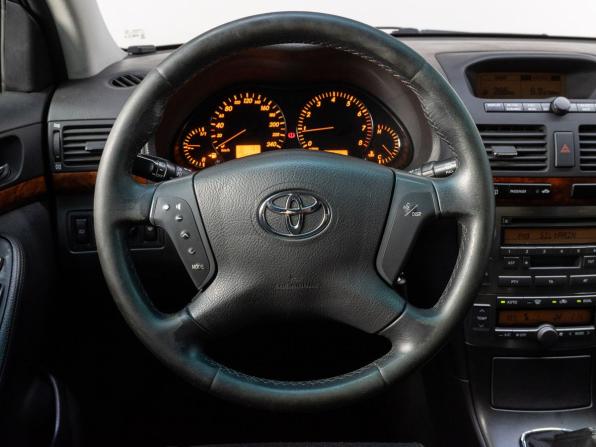 Toyota Avensis II с пробегом 2005 года, цена 700 000 рублей, 195272 км, седан, Автокод Объявления