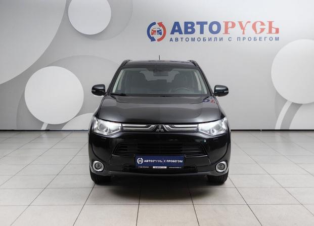 Mitsubishi Outlander III с пробегом 2012 года, цена 1 415 000 рублей, 132000 км, внедорожник, Автокод Объявления