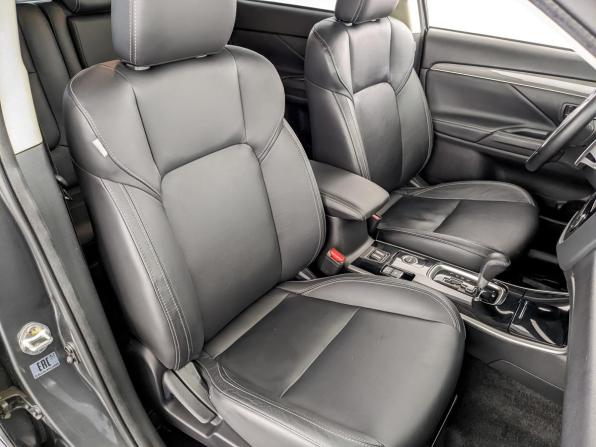 Mitsubishi Outlander III Рестайлинг 3 с пробегом 2019 года, цена 2 850 000 рублей, 48759 км, внедорожник, Автокод Объявления