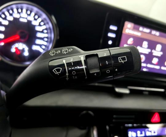 Kia Carnival IV с пробегом 2021 года, цена 2 777 000 рублей, 93563 км, минивэн, Автокод Объявления